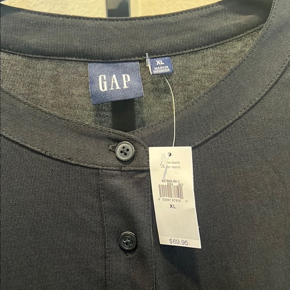 GAP Elegant Black Tiered Dress - Picture 2 of 3